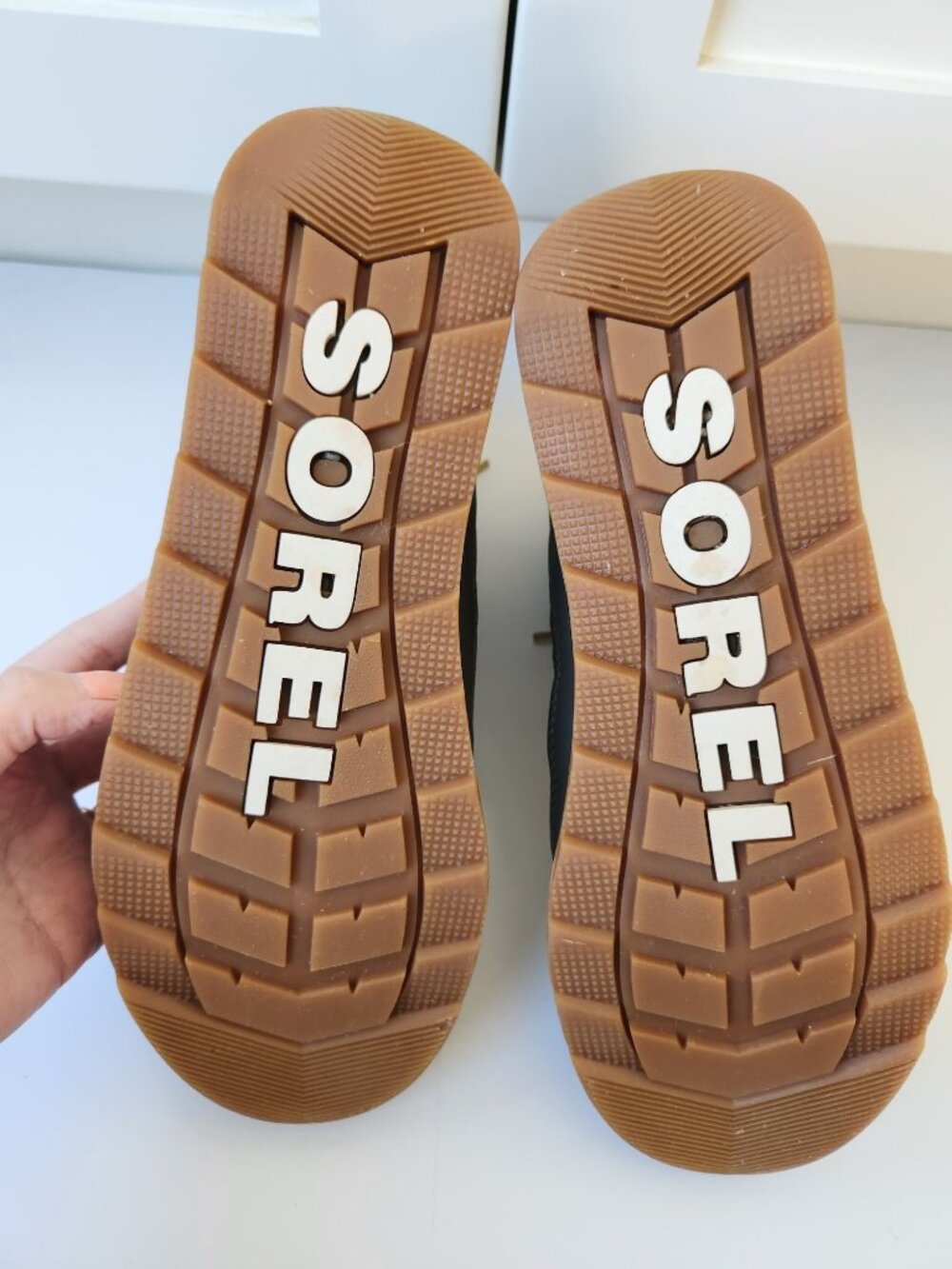 Sorel Short Waterproof Lace Up Boots Winter Snow Cabincore Comfy Cozy Casual 9.5 - Picture 8 of 8